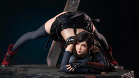 Jack-O Pose Tifa Lockheart Statue