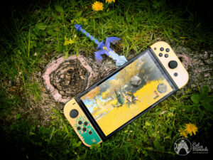 Nintendo Switch – OLED Model The Legend of Zelda: Tears of the Kingdom Edition